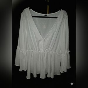 SHEIN White Lace V-Neck Swiss Dot Bell Sleeve Blouse Plus. 4 For $20 P2P 26
